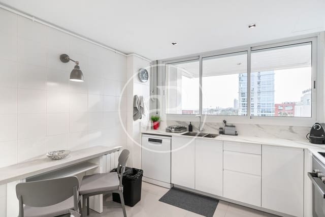 3 bedroom Apartment for rent in Diagonal Mar i El Front Marítim del Poblenou, Barcelona city - € 2,500 (Ref: 8734530)