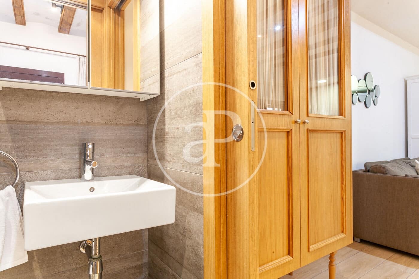 1 slaapkamer Appartement te huur in Barcelona stad - € 1.350 (Ref: 8735630)