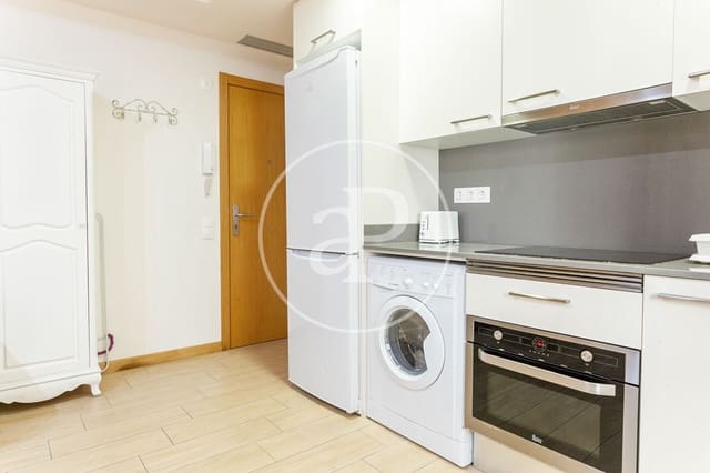 1 slaapkamer Appartement te huur in La Barceloneta, Barcelona stad - € 1.350 (Ref: 8735630)