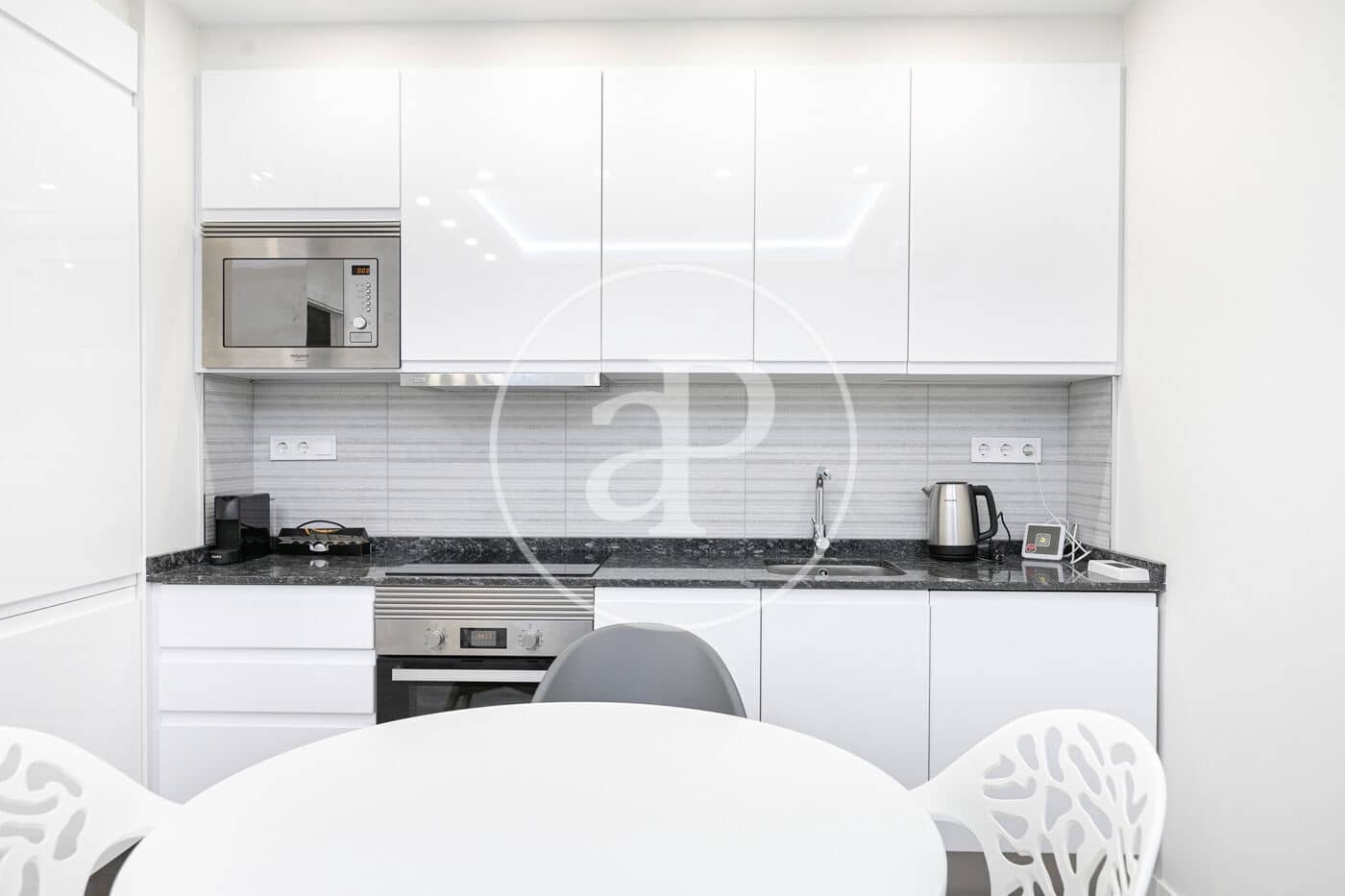 2 bedroom Apartment for rent in Barcelona city - € 1,490 (Ref: 8735640)