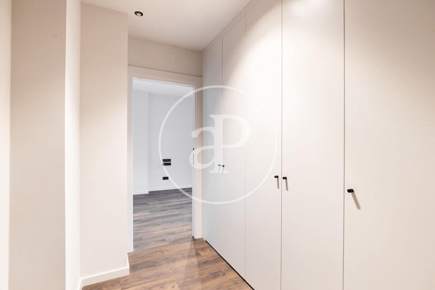 2 bedroom Apartment for sale in Barcelona city - € 1,350,000 (Ref: 8739066)