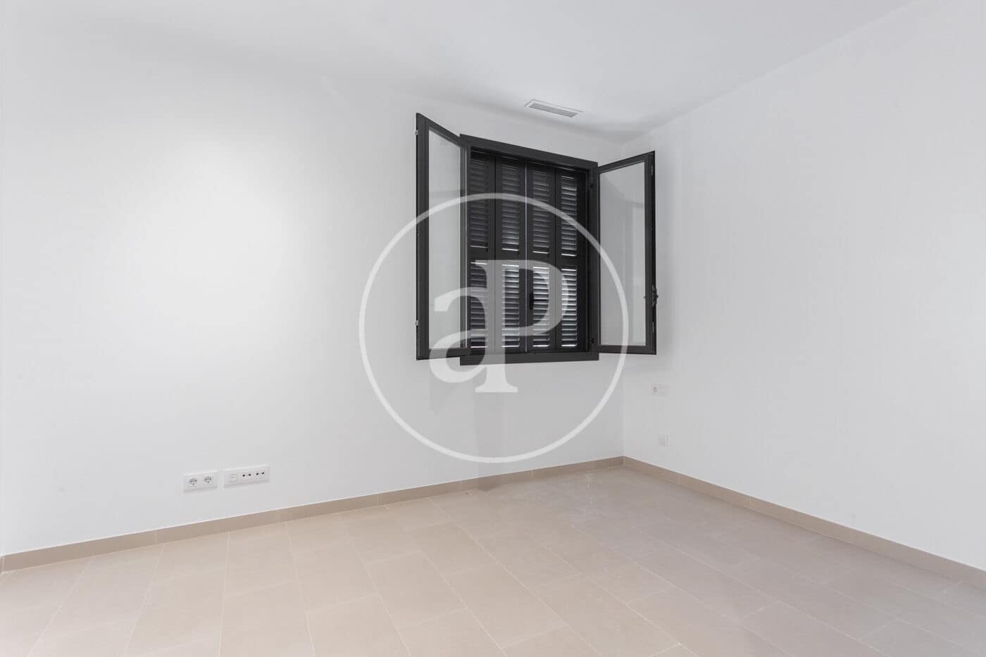 2 bedroom Apartment for rent in Barcelona city - € 1,900 (Ref: 8743598)