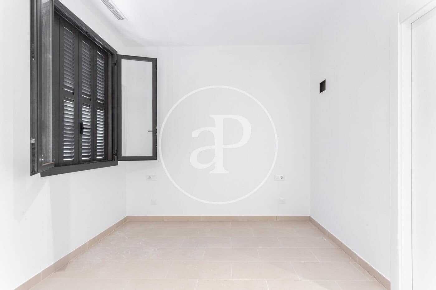 2 bedroom Apartment for rent in Barcelona city - € 1,900 (Ref: 8743598)