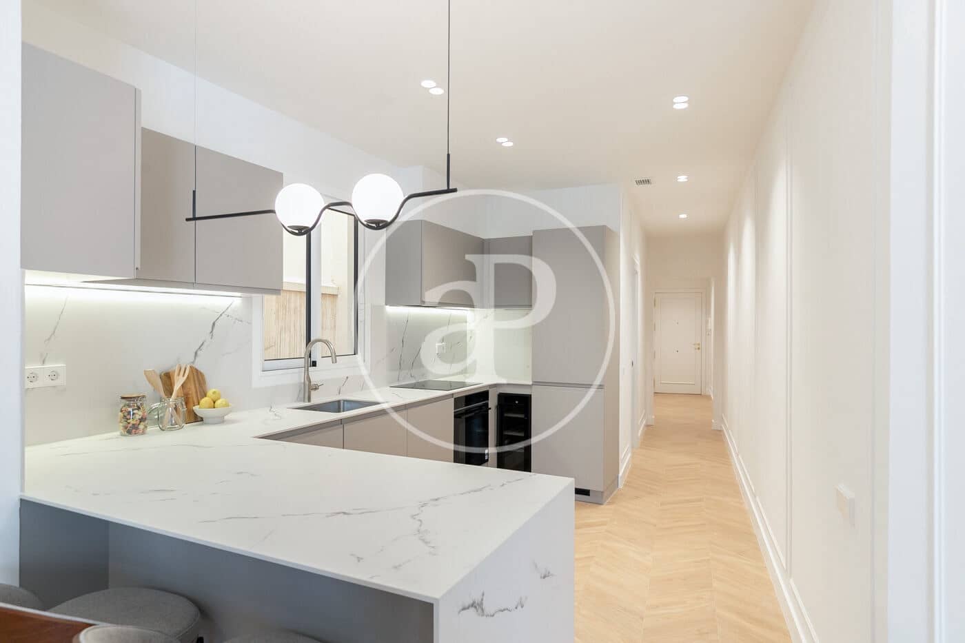 2 sypialnia Apartament na sprzedaż w Miasto Barcelona - 649 000 € (Ref: 8743602)