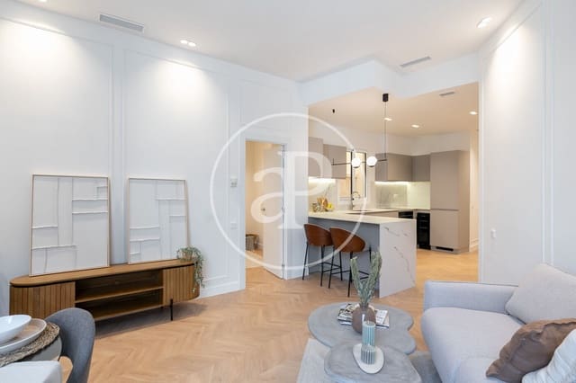 2 sypialnia Apartament na sprzedaż w El Barri Gòtic, Miasto Barcelona - 649 000 € (Ref: 8743602)