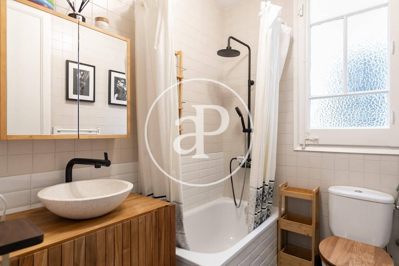 Appartement de 2 chambres à louer à Barcelone ville - 1 774 € (Ref: 8747927)