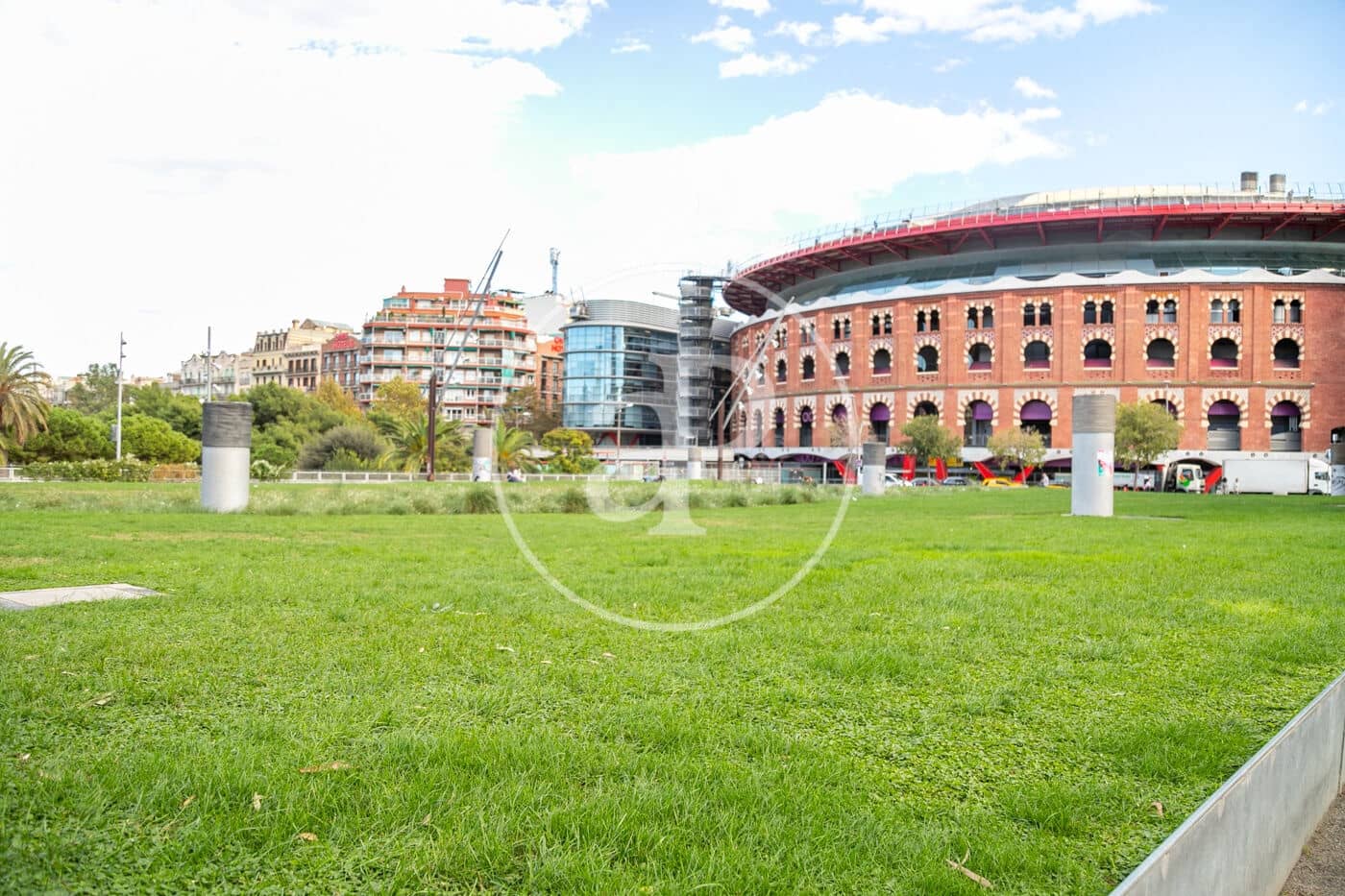 3 soveværelse Lejlighed til salg i Barcelona by - € 275.000 (Ref: 8752669)