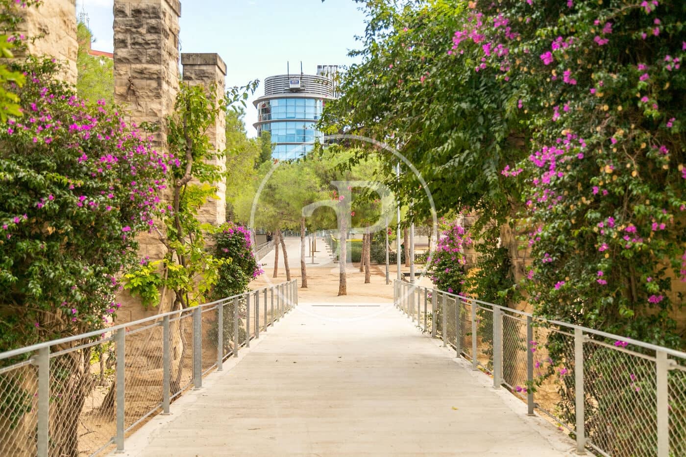 3 soveværelse Lejlighed til salg i Barcelona by - € 275.000 (Ref: 8752669)