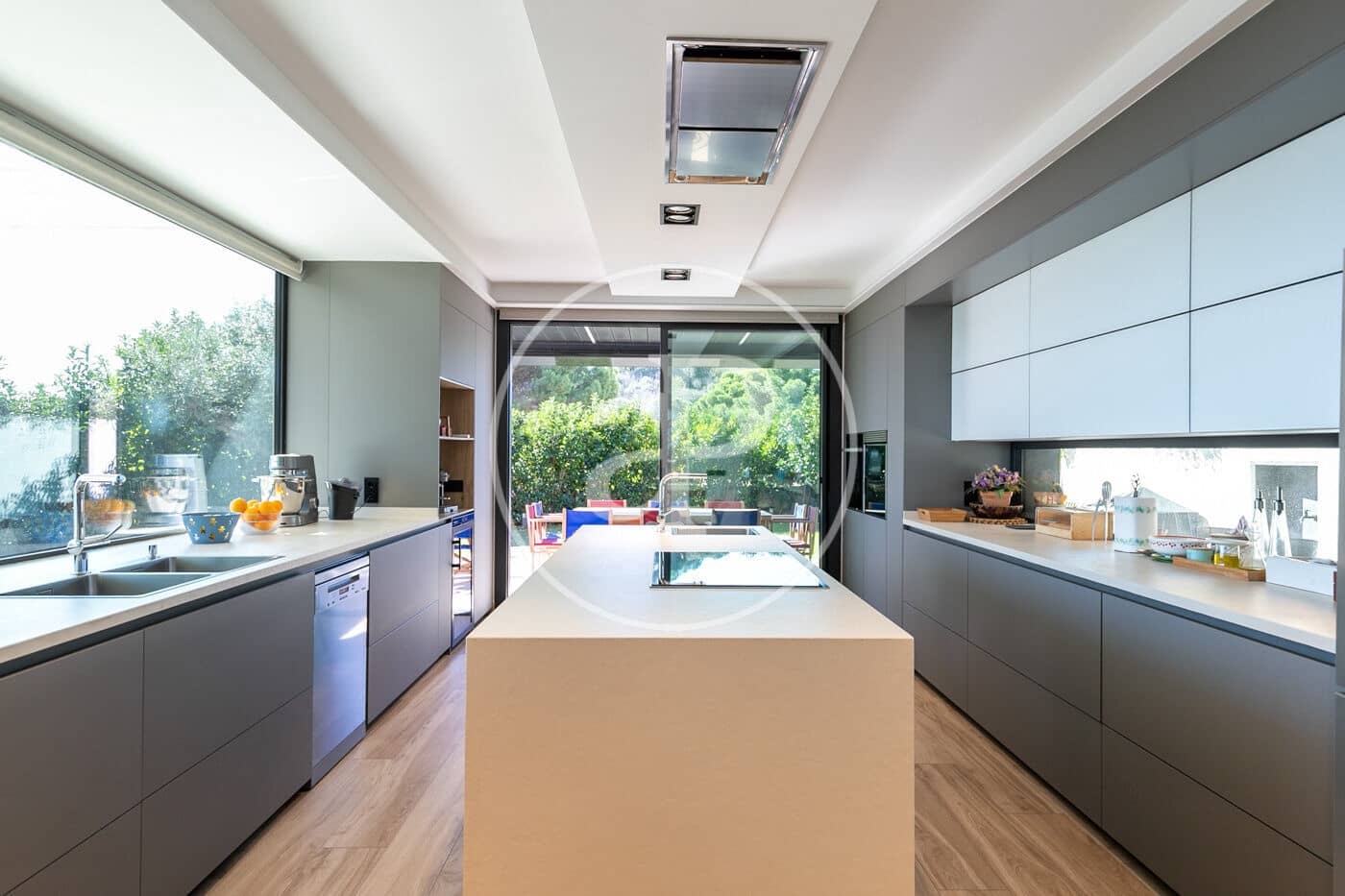 5 soveværelse Villa til salg i Barcelona by med swimmingpool - € 5.500.000 (Ref: 8756918)