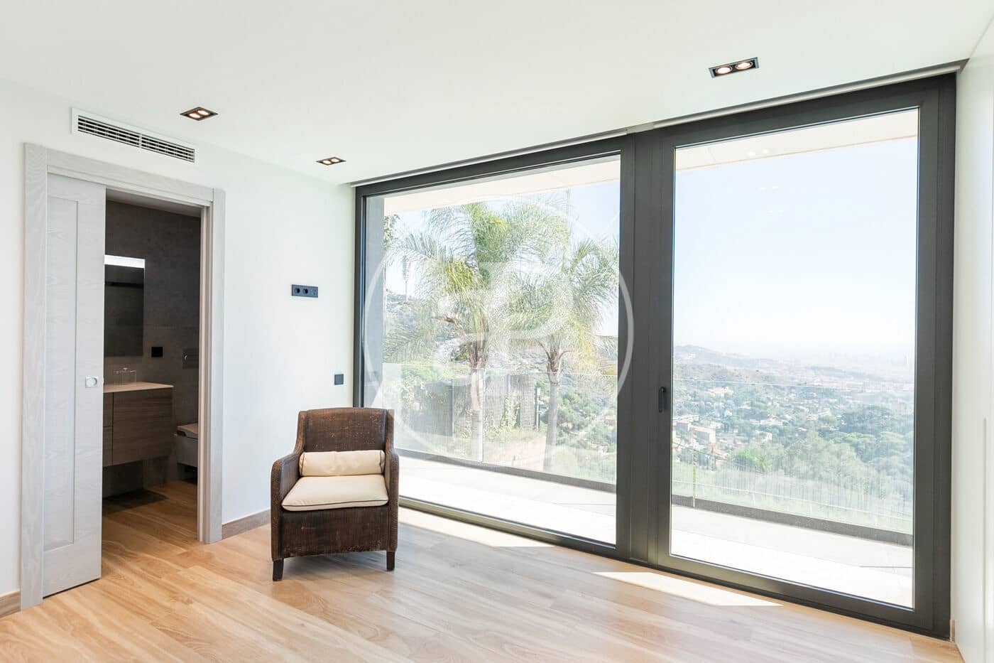 5 soveværelse Villa til salg i Barcelona by med swimmingpool - € 5.500.000 (Ref: 8756918)