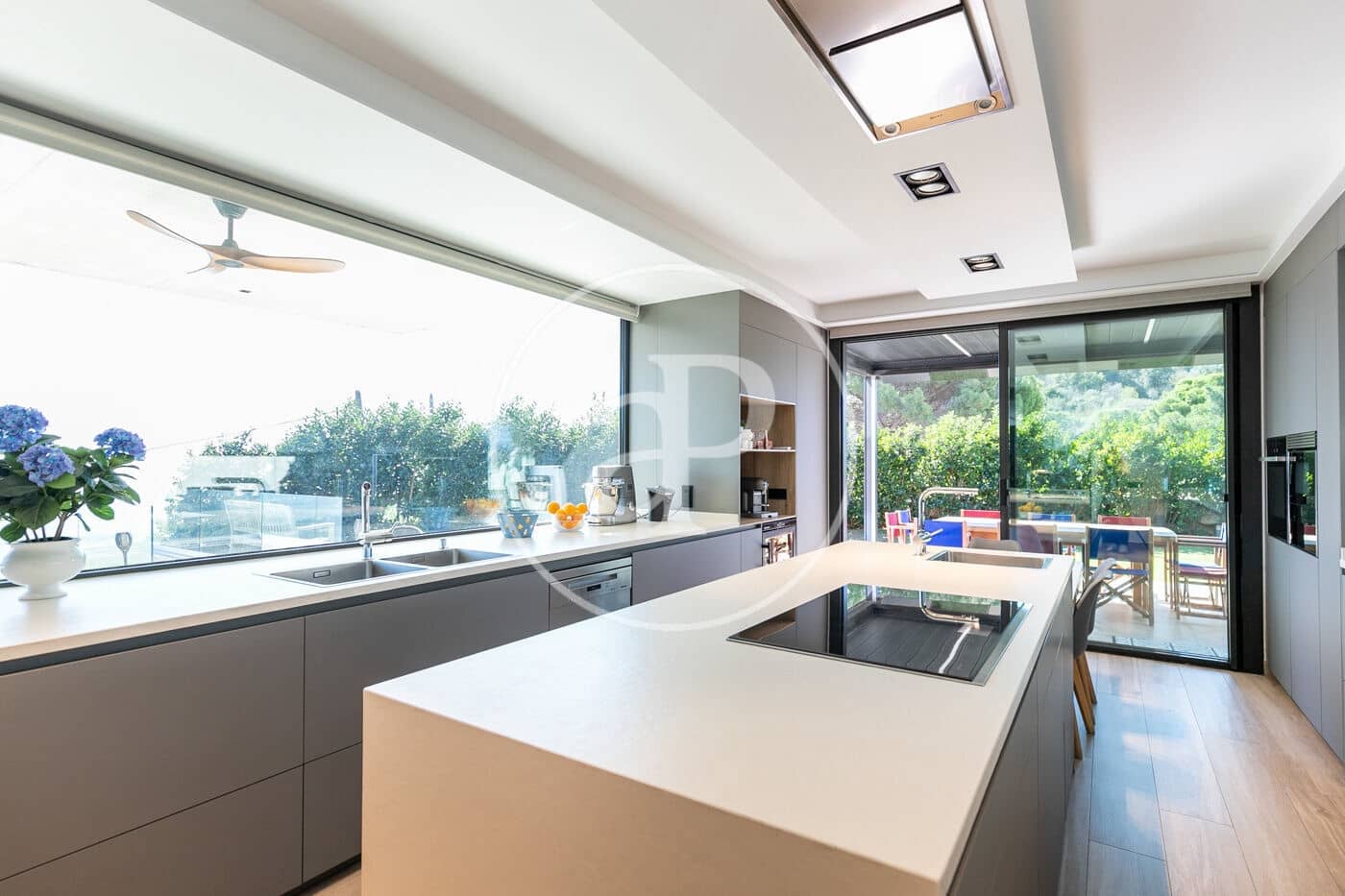 5 soveværelse Villa til salg i Barcelona by med swimmingpool - € 5.500.000 (Ref: 8756918)