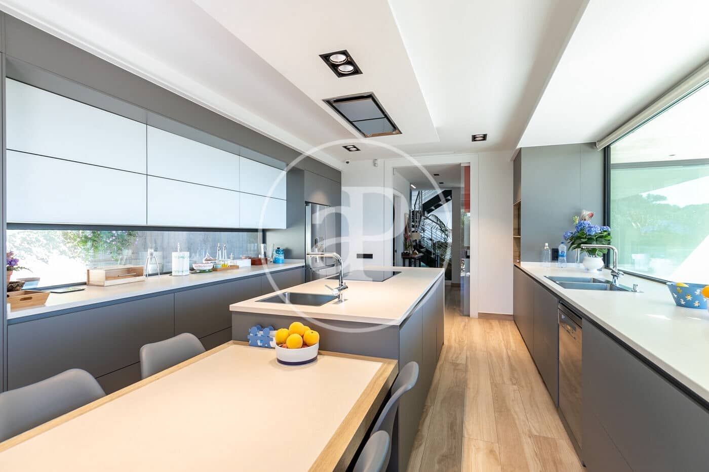 5 soveværelse Villa til salg i Barcelona by med swimmingpool - € 5.500.000 (Ref: 8756918)