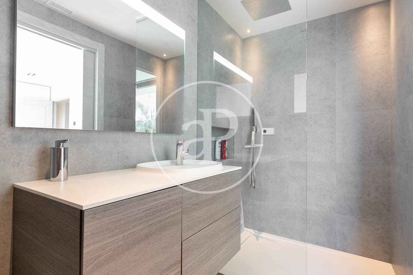 5 soveværelse Villa til salg i Barcelona by med swimmingpool - € 5.500.000 (Ref: 8756918)