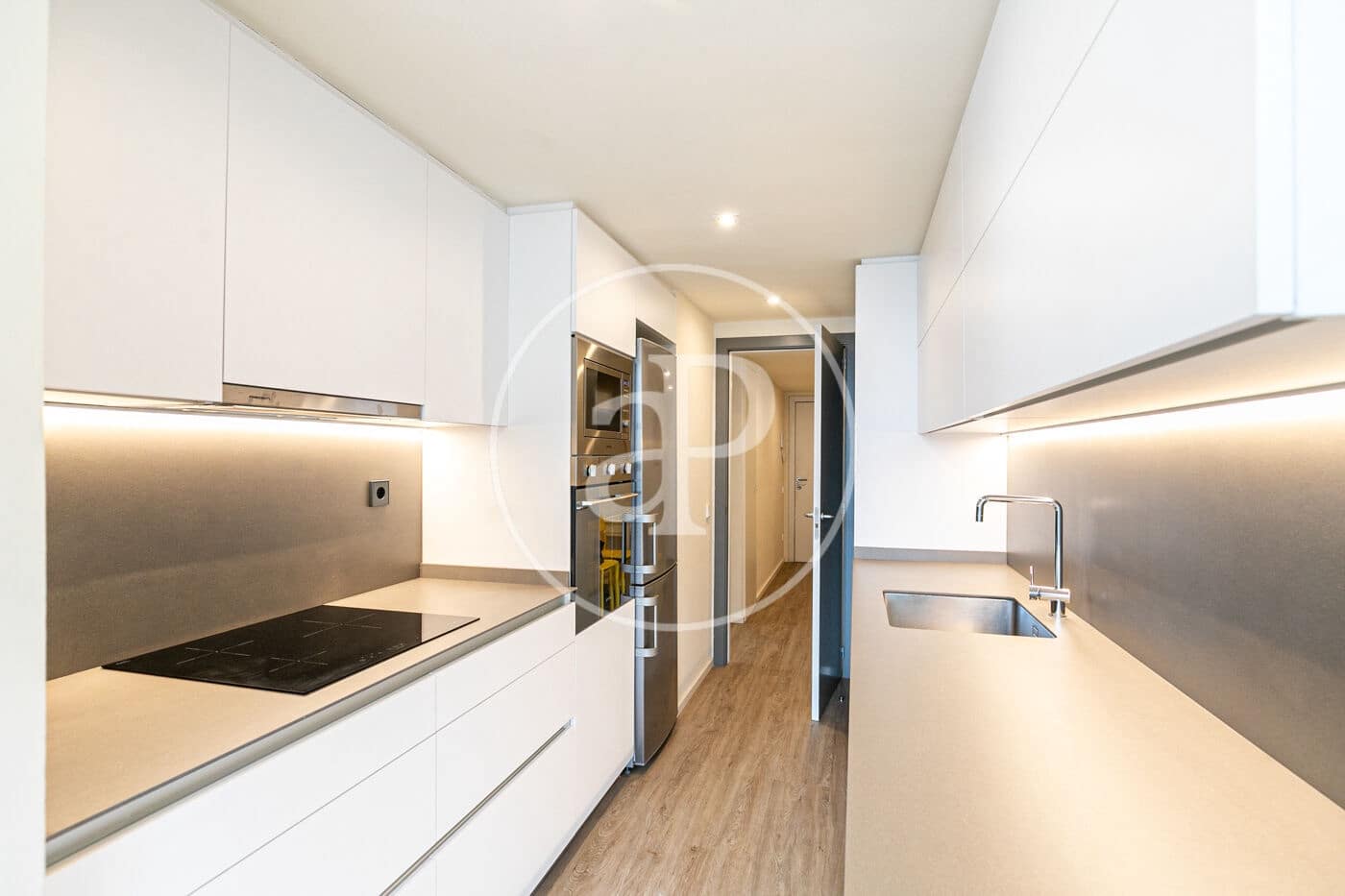 2 slaapkamer Appartement te koop in Barcelona stad met zwembad - € 1.300.000 (Ref: 8756923)