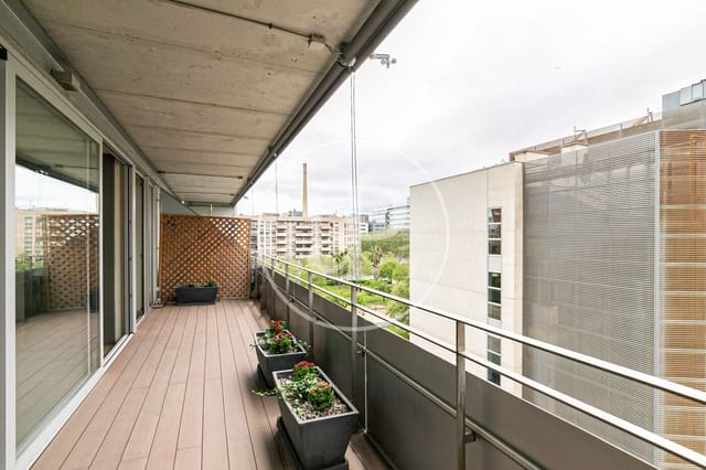 2 camera da letto Appartamento in vendita in Diagonal Mar i El Front Marítim del Poblenou, Barcelona città con piscina - 1.300.000 € (Rif: 8756923)