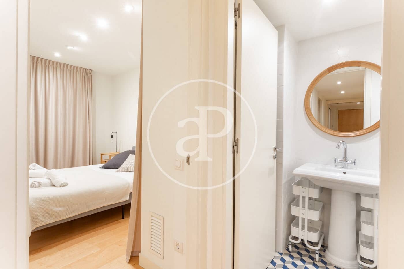 3 slaapkamer Appartement te huur in Barcelona stad - € 2.660 (Ref: 8760337)