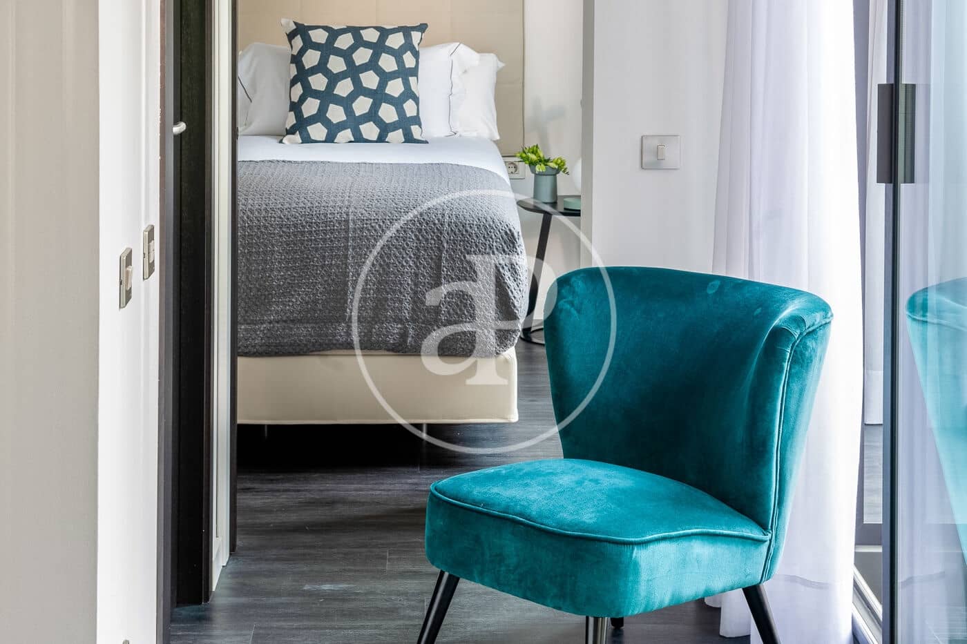 2 soveværelse Lejlighed til leje i Barcelona by med swimmingpool - € 4.800 (Ref: 8767054)