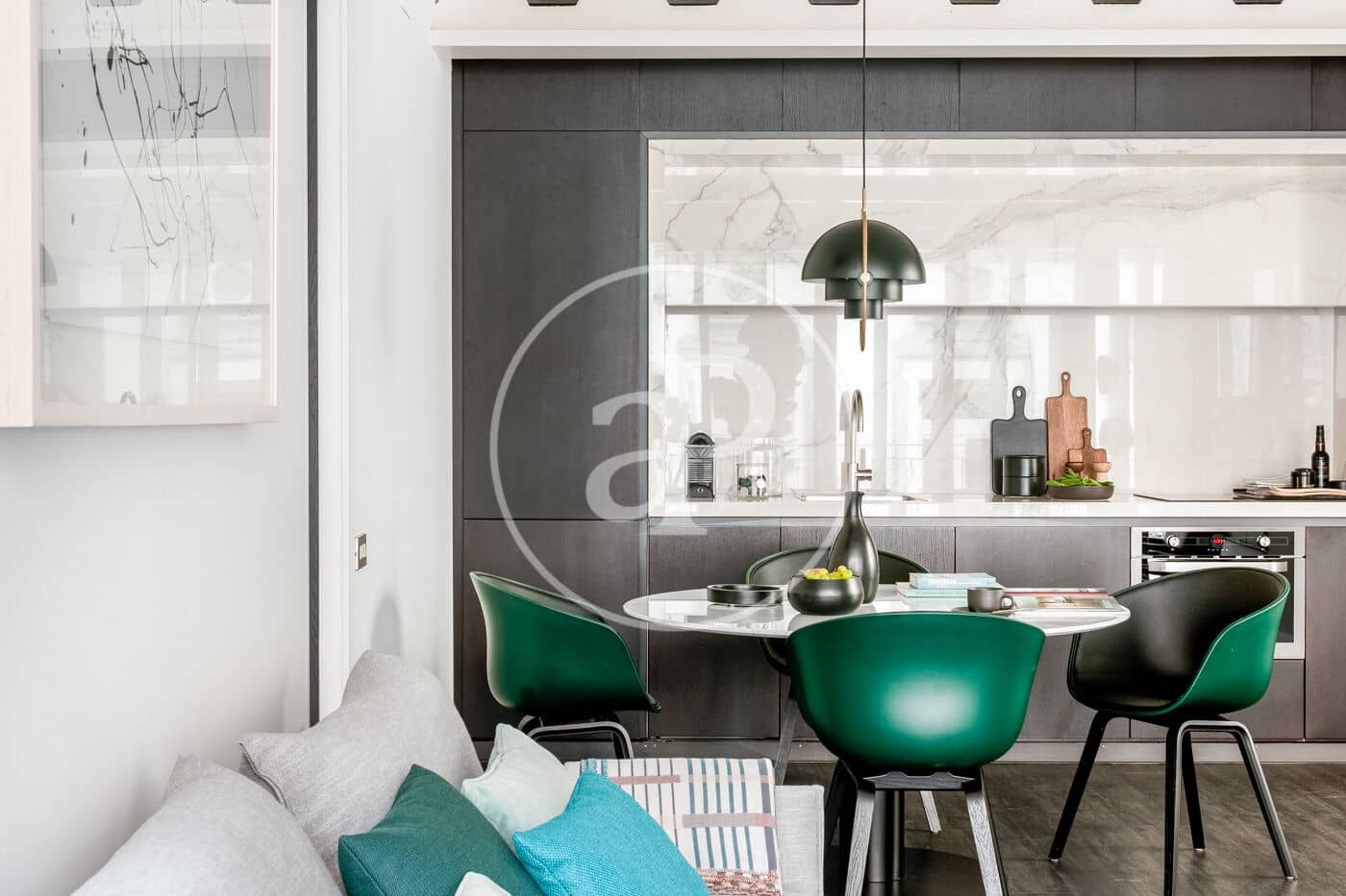 2 soveværelse Lejlighed til leje i Barcelona by med swimmingpool - € 4.800 (Ref: 8767054)