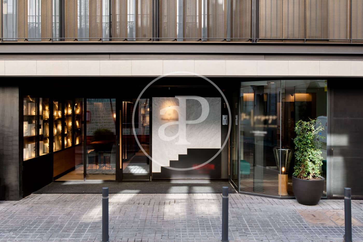 2 soveværelse Lejlighed til leje i Barcelona by med swimmingpool - € 4.800 (Ref: 8767054)