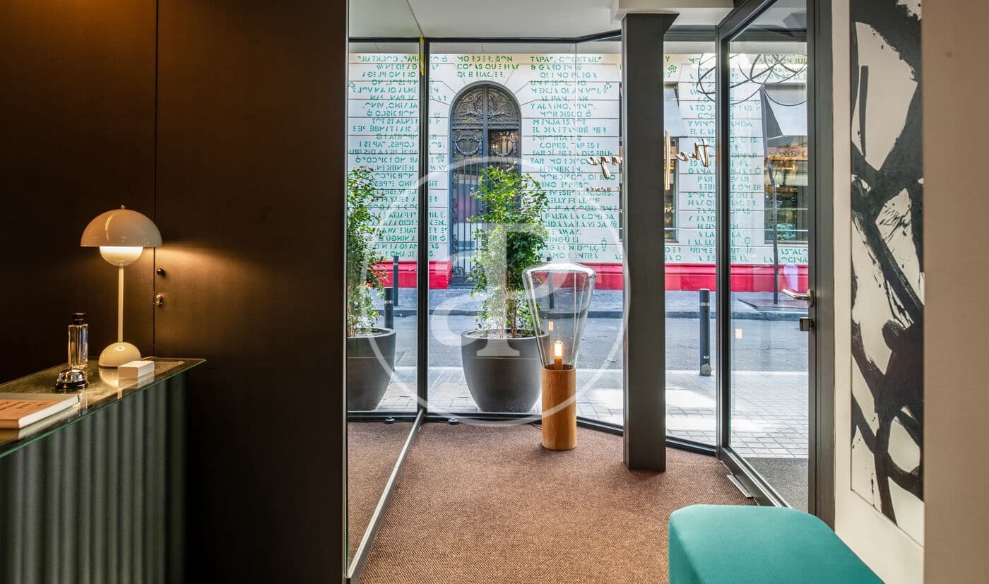 2 soveværelse Lejlighed til leje i Barcelona by med swimmingpool - € 4.800 (Ref: 8767054)