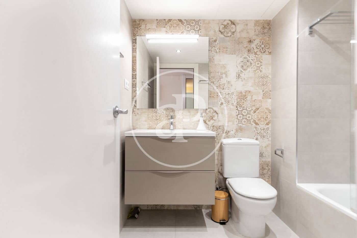 3 slaapkamer Appartement te koop in Barcelona stad - € 660.000 (Ref: 8770609)