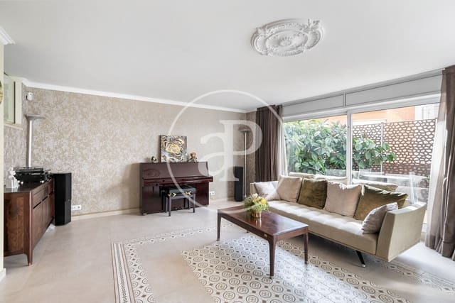 3 sovrum Lägenhet till salu i Can Baró, Barcelona stad - 660 000 € (Ref: 8770609)