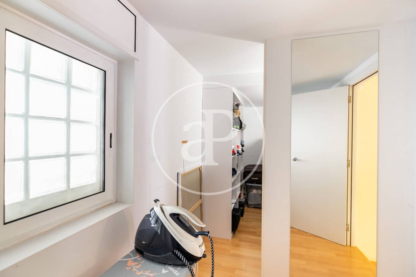 3 slaapkamer Appartement te koop in Barcelona stad - € 660.000 (Ref: 8770609)
