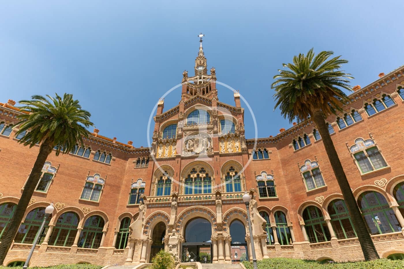 2 slaapkamer Appartement te huur in Barcelona stad - € 2.800 (Ref: 8770613)