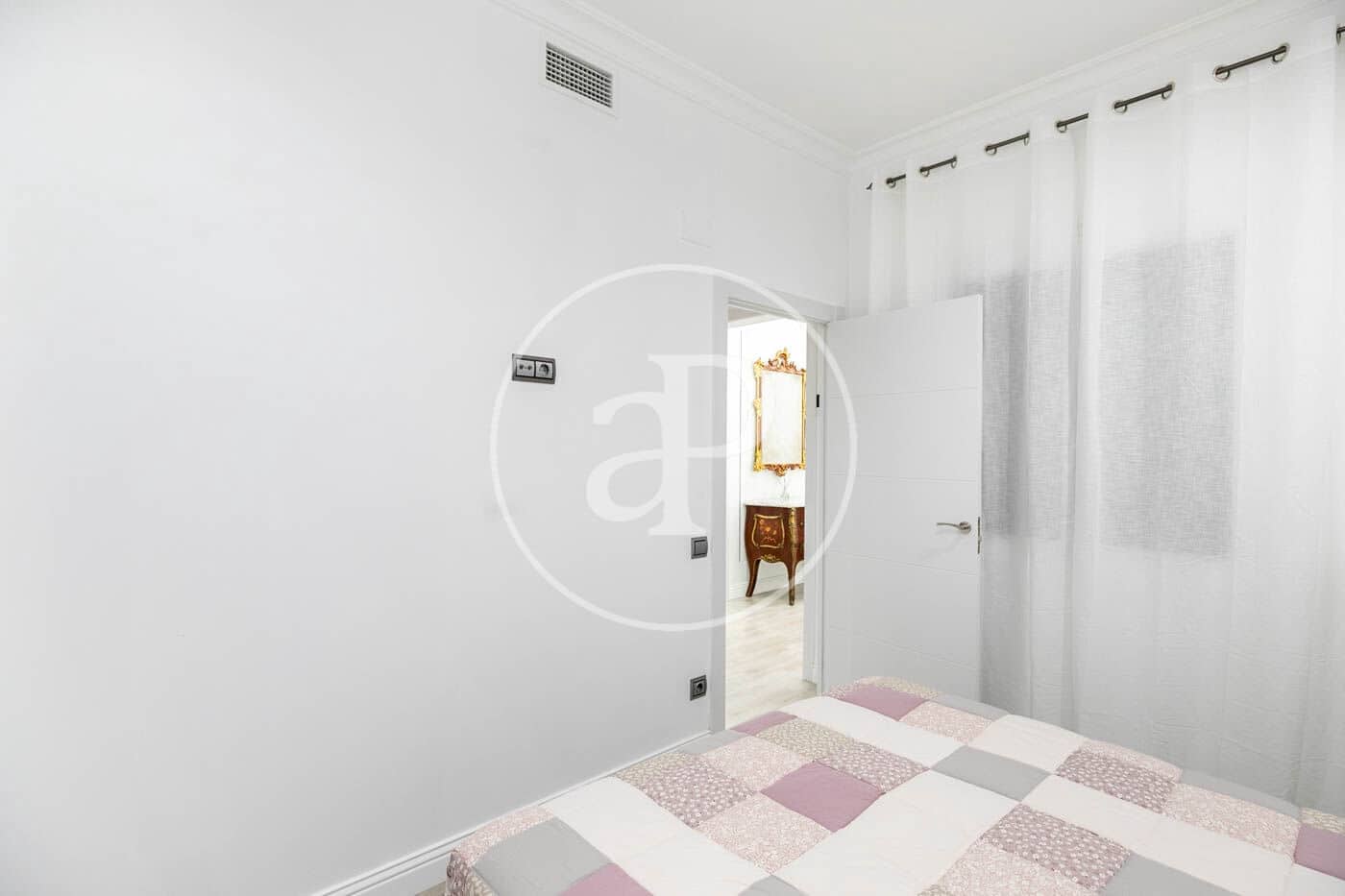 2 bedroom Apartment for rent in Barcelona city - € 2,800 (Ref: 8770615)