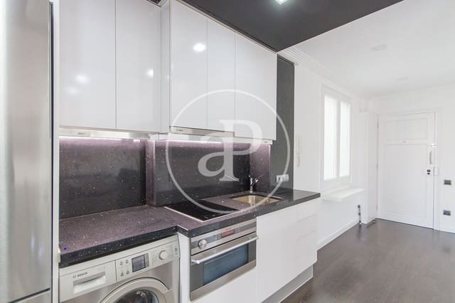 1 soveværelse Lejlighed til leje i La Dreta de L'Eixample, Barcelona by - € 2.400 (Ref: 8770616)