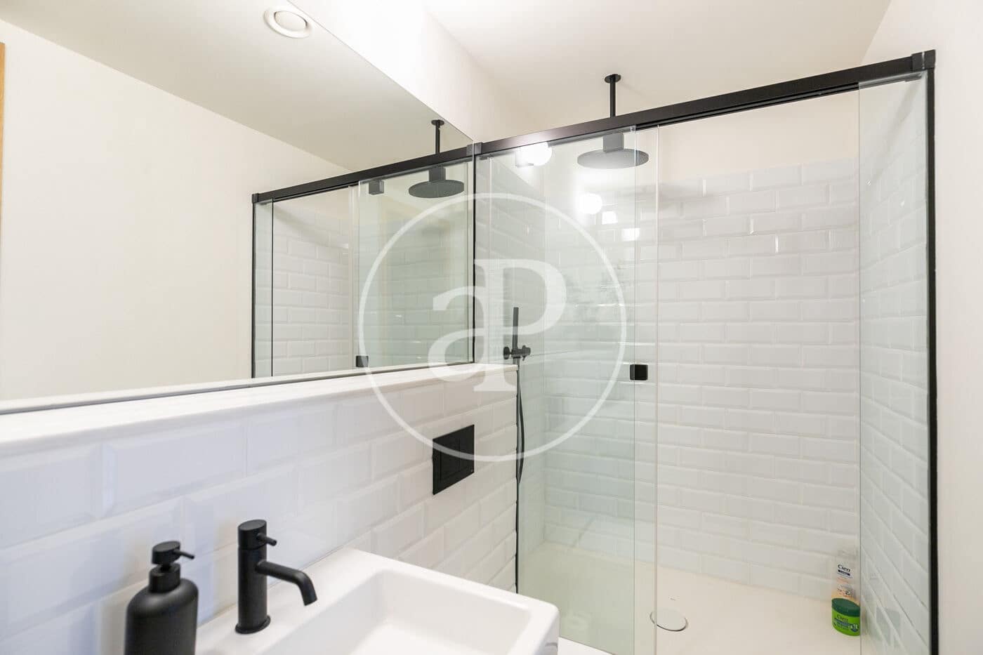 2 camera da letto Appartamento da affittare in Barcelona citta - 3.000 € (Rif: 8772852)