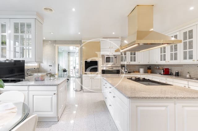 5 makuuhuone Huvila myytävänä paikassa Bellaterra, Cerdanyola del Vallès mukana uima-altaan - 2 450 000 € (Ref: 8776273)