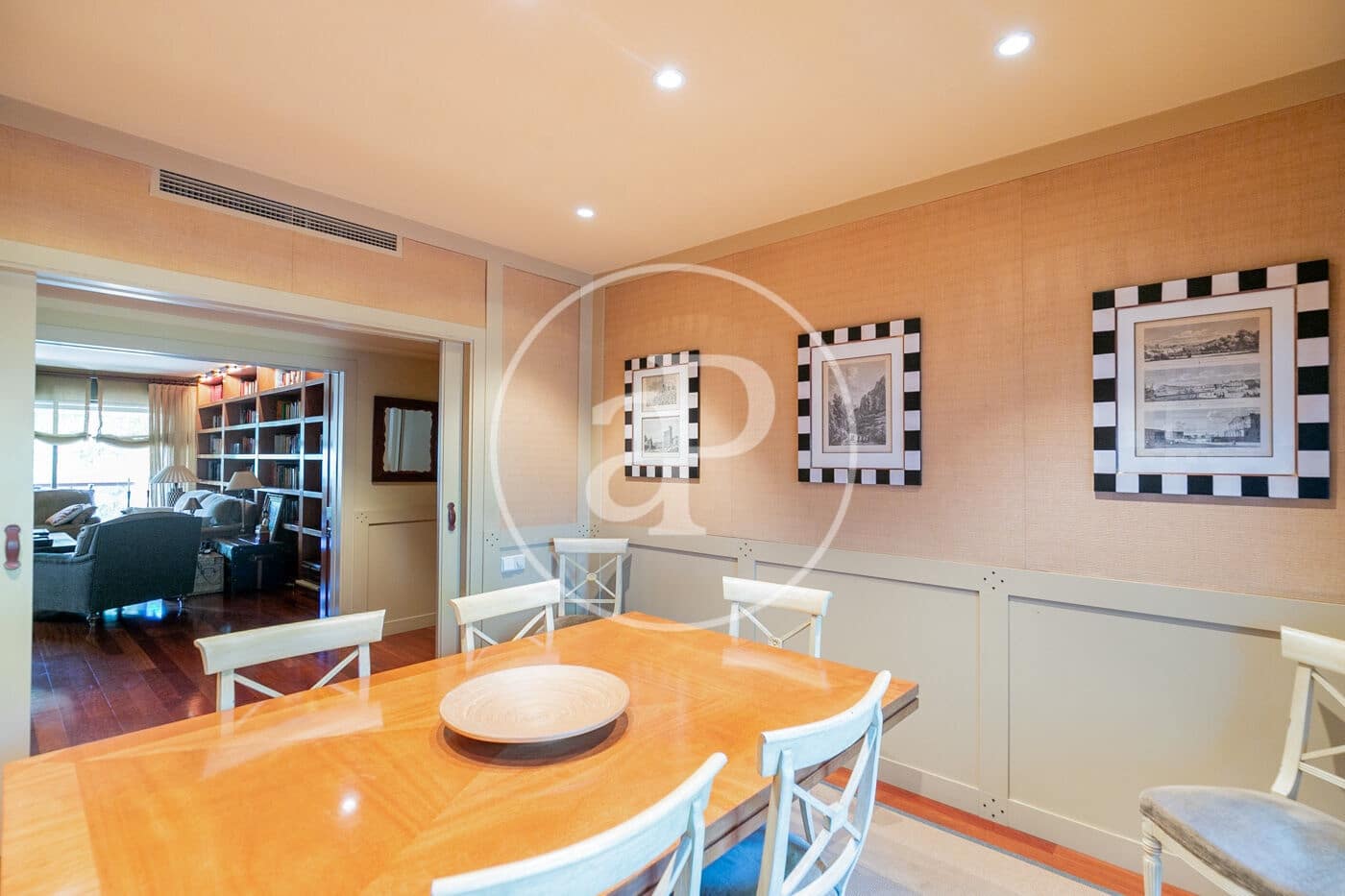 4 soveværelse Lejlighed til salg i Barcelona by med swimmingpool - € 2.250.000 (Ref: 8776284)