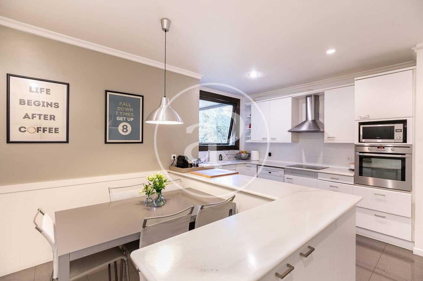 4 soveværelse Lejlighed til salg i Barcelona by med swimmingpool - € 2.250.000 (Ref: 8776284)