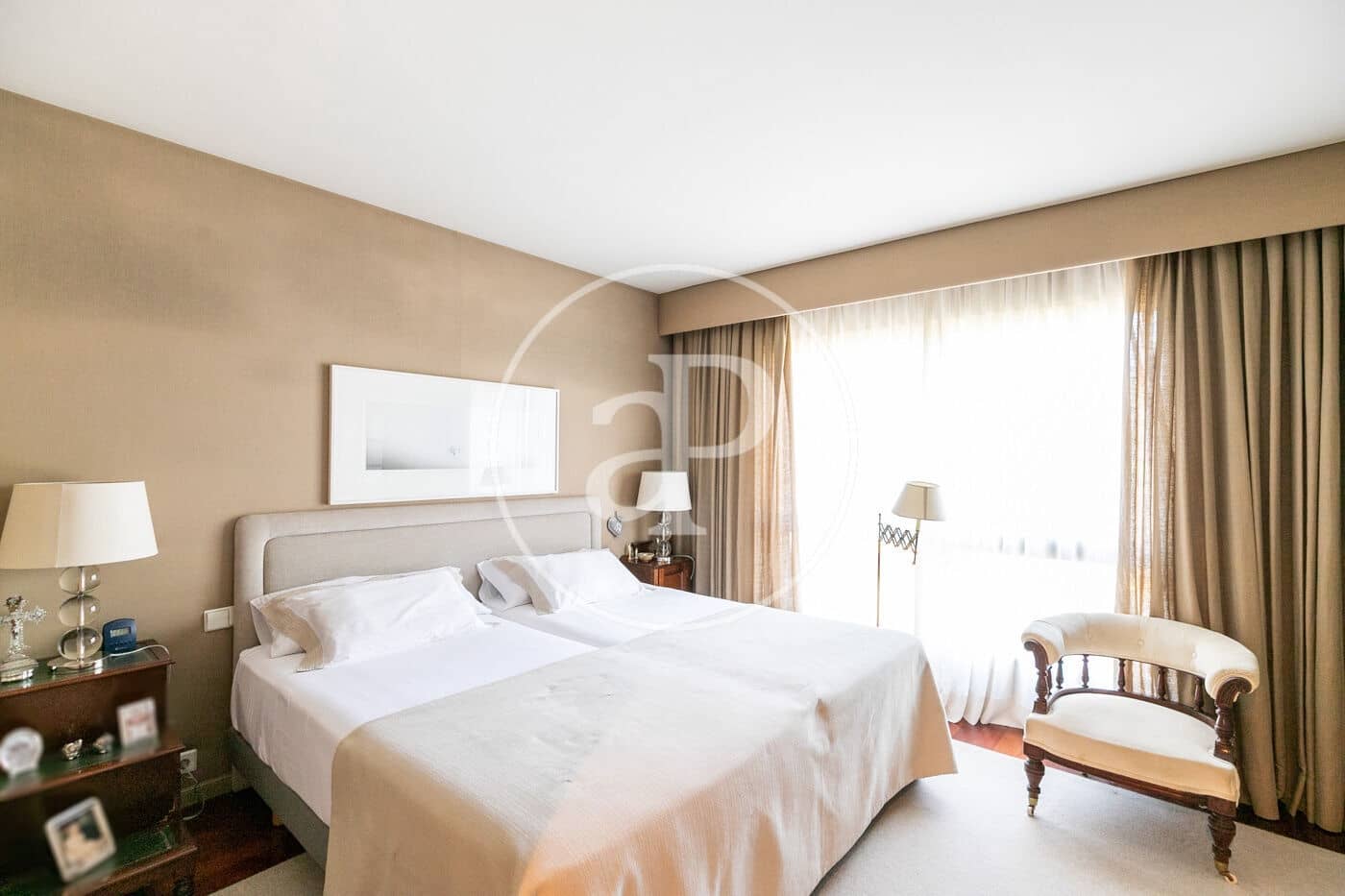 4 soveværelse Lejlighed til salg i Barcelona by med swimmingpool - € 2.250.000 (Ref: 8776284)