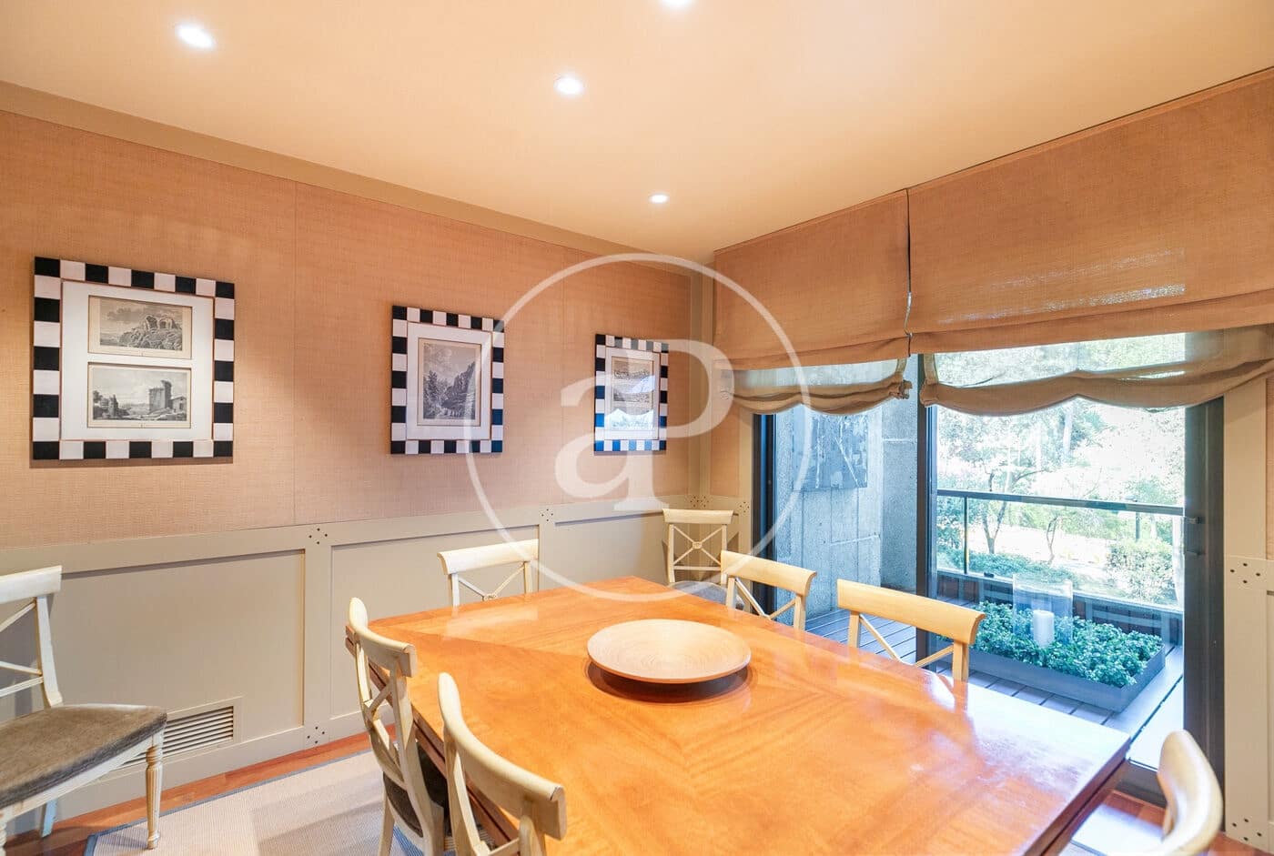 4 soveværelse Lejlighed til salg i Barcelona by med swimmingpool - € 2.250.000 (Ref: 8776284)