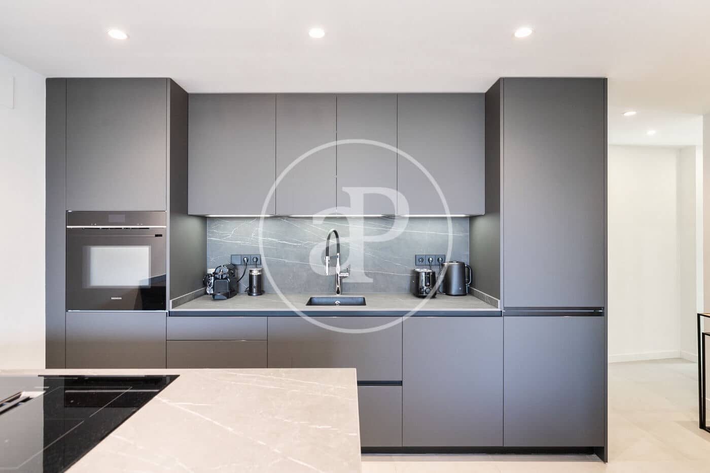 2 soveværelse Lejlighed til salg i Barcelona by - € 1.100.000 (Ref: 8776285)