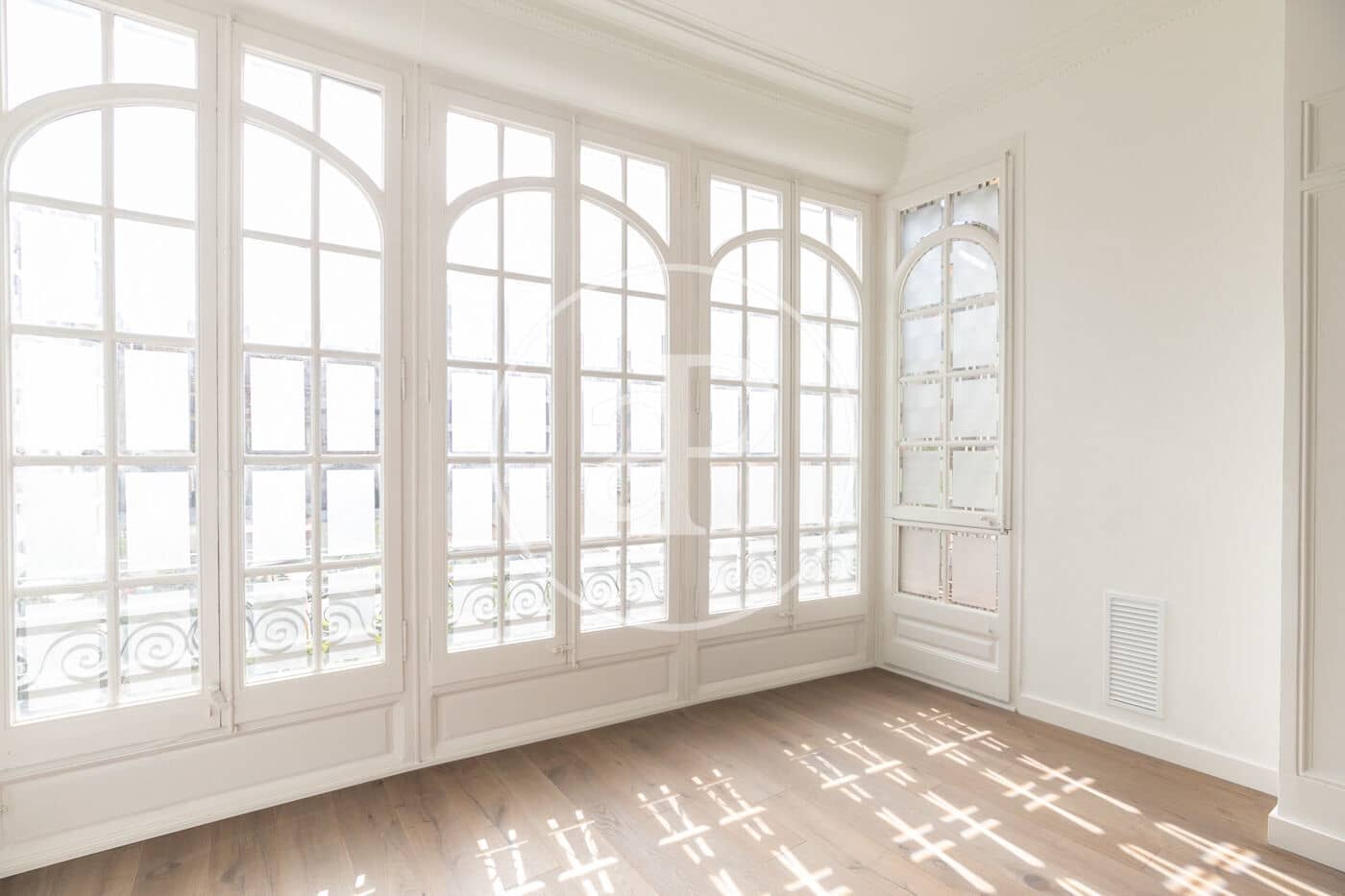 4 sovrum Lägenhet att hyra i Barcelona stad - 4 295 € (Ref: 8781819)