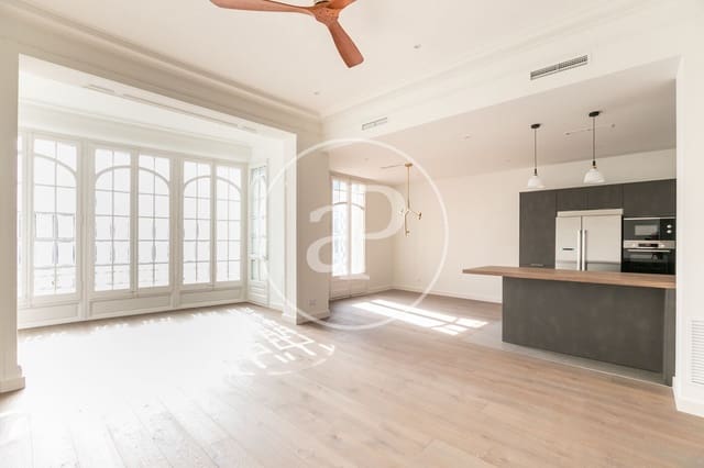 4 sovrum Lägenhet att hyra i La Dreta de L'Eixample, Barcelona stad - 4 295 € (Ref: 8781819)