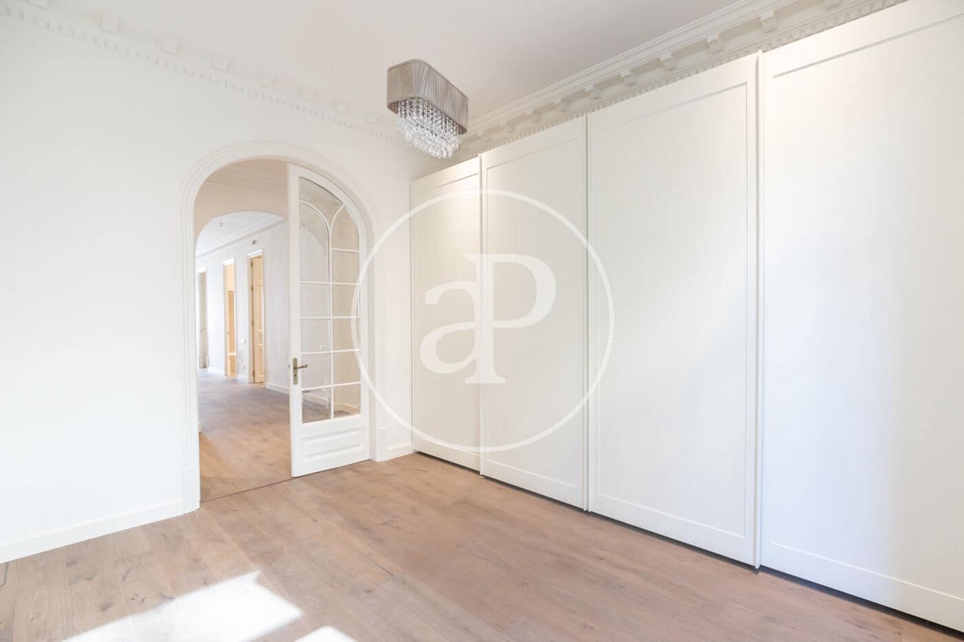 4 sovrum Lägenhet att hyra i Barcelona stad - 4 295 € (Ref: 8781819)