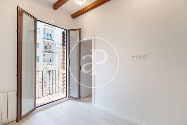 3 bedroom Apartment for sale in La Sagrada Família, Barcelona city - € 460,000 (Ref: 8789678)