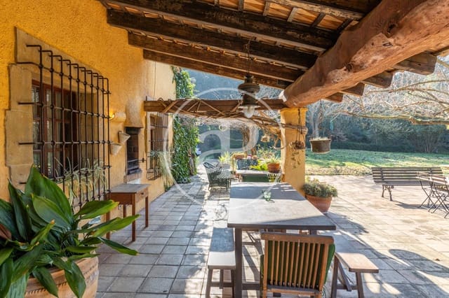 6 slaapkamer Villa te koop in Vilanova del Vallès met zwembad - € 990.000 (Ref: 8792509)