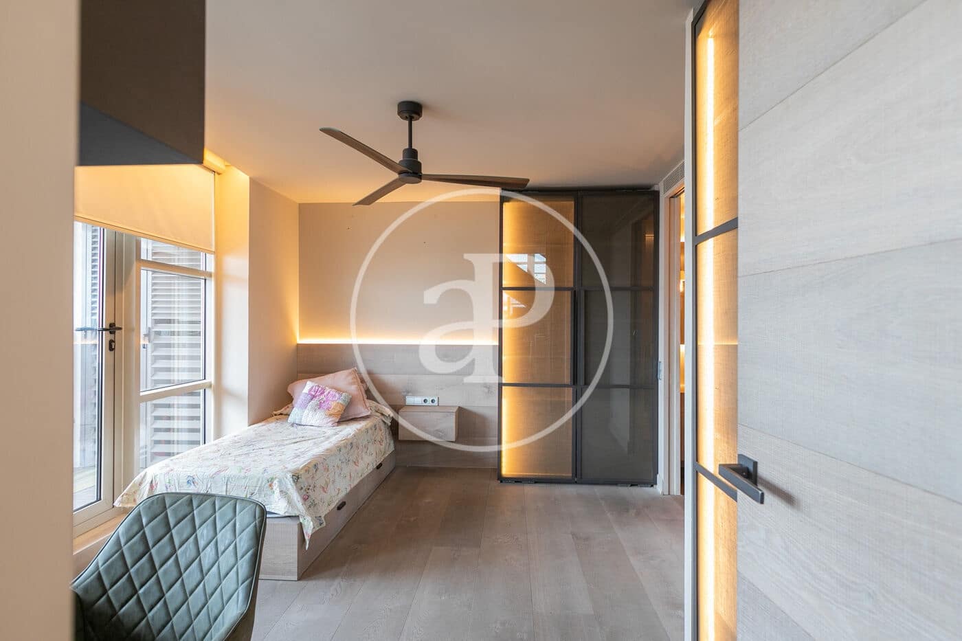 3 soveværelse Penthouse til salg i Barcelona by med swimmingpool - € 2.690.000 (Ref: 8792511)