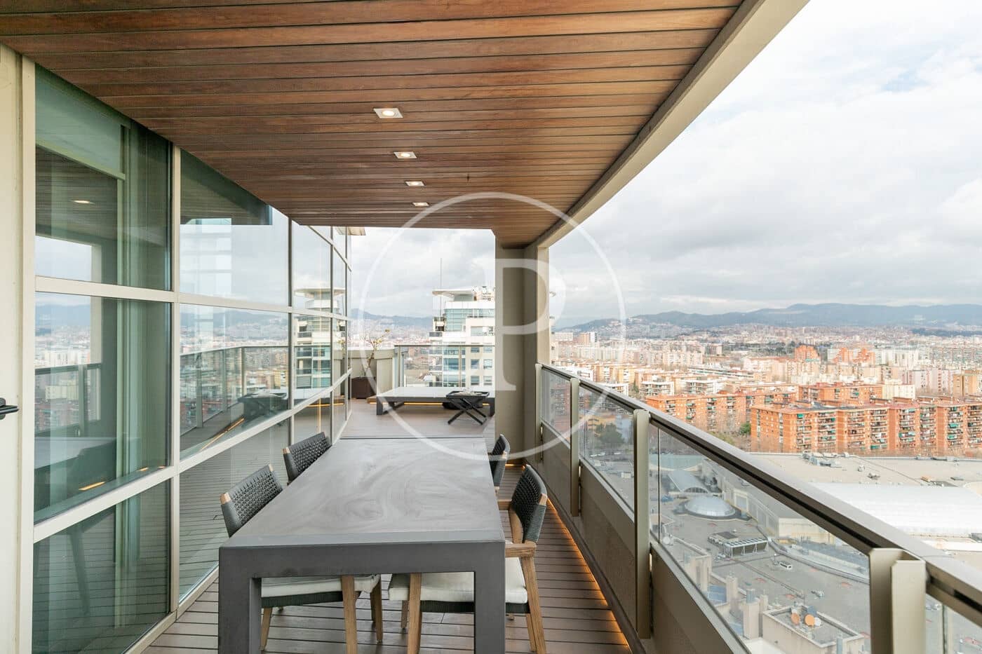 3 soveværelse Penthouse til salg i Barcelona by med swimmingpool - € 2.690.000 (Ref: 8792511)