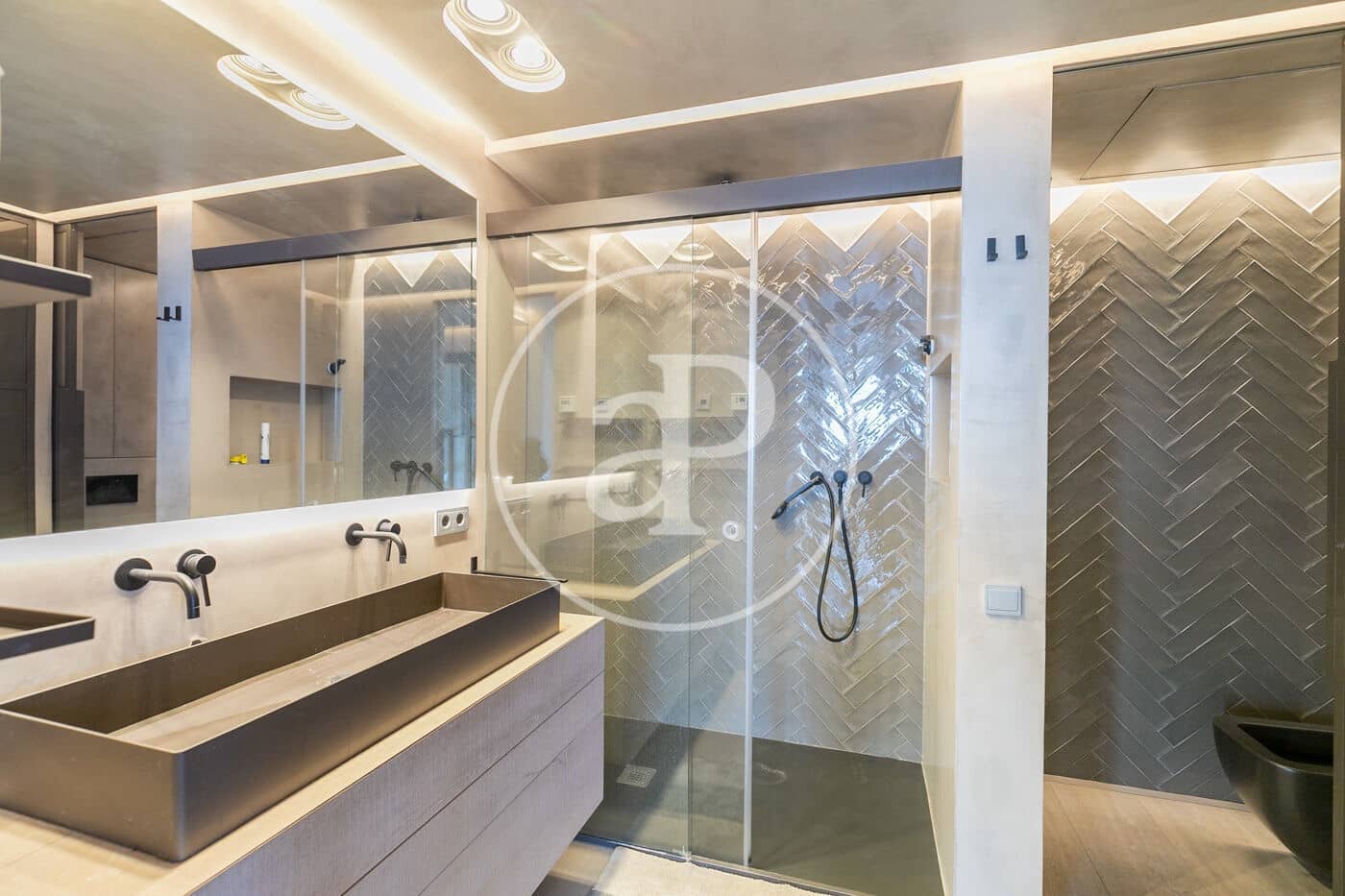 3 soveværelse Penthouse til salg i Barcelona by med swimmingpool - € 2.690.000 (Ref: 8792511)