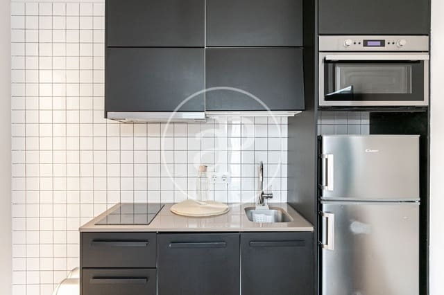 2 soverom Leilighet til salgs i La Barceloneta, Barcelona by - € 205 000 (Ref: 8798911)