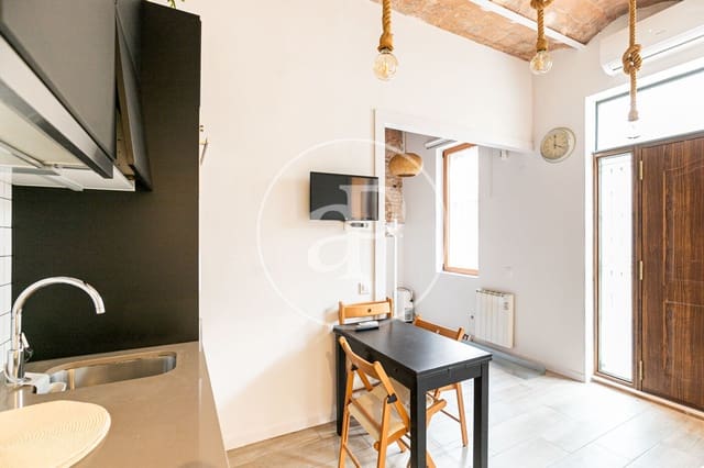 2 soverom Leilighet til salgs i La Barceloneta, Barcelona by - € 205 000 (Ref: 8798911)