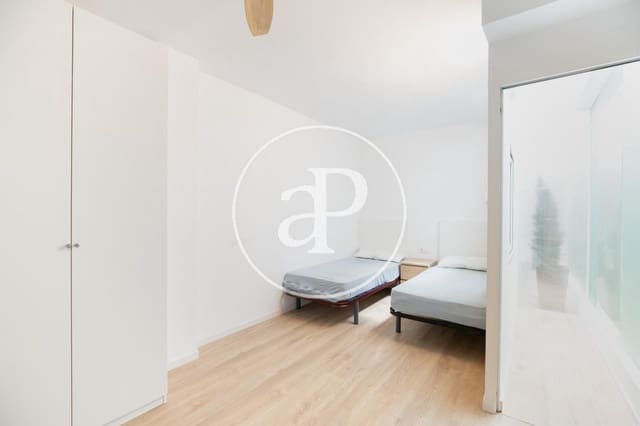 5 bedroom Apartment for rent in La Sagrera, Barcelona city - € 3,025 (Ref: 8798913)