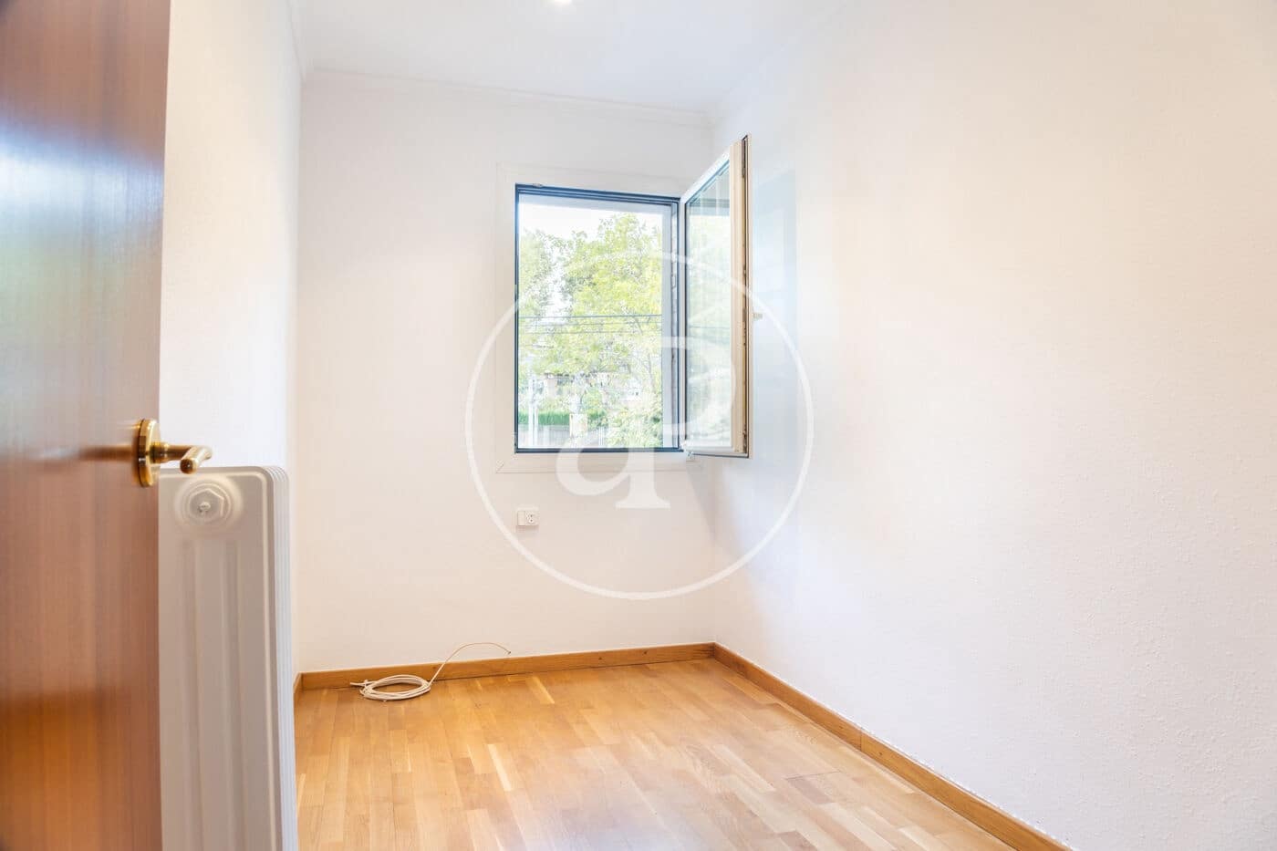 4 bedroom Villa for rent in Sant Cugat del Valles with garage - € 2,459 (Ref: 8798915)