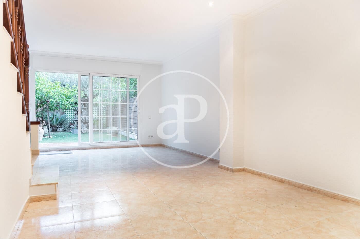 4 bedroom Villa for rent in Sant Cugat del Valles with garage - € 2,459 (Ref: 8798915)